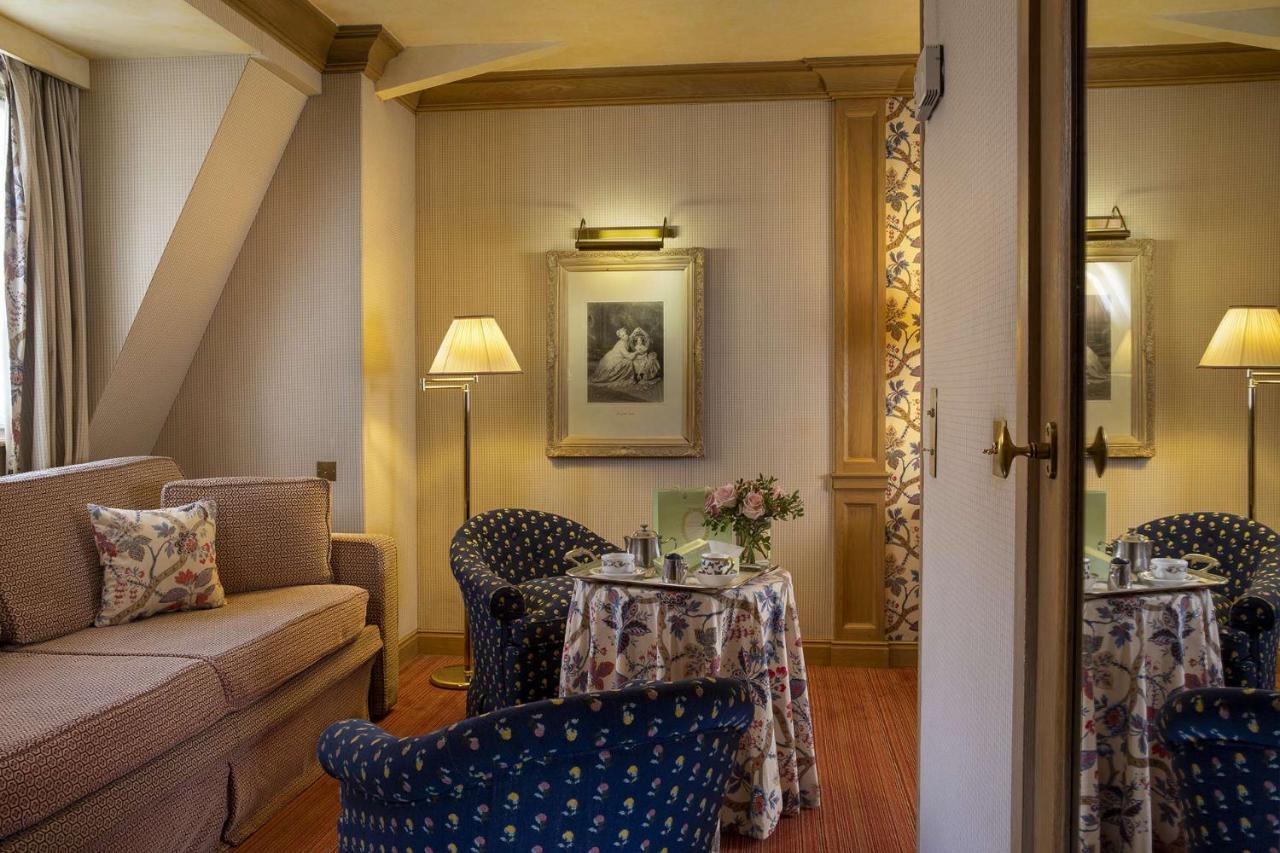 Hotel Chambiges Elysées 4*