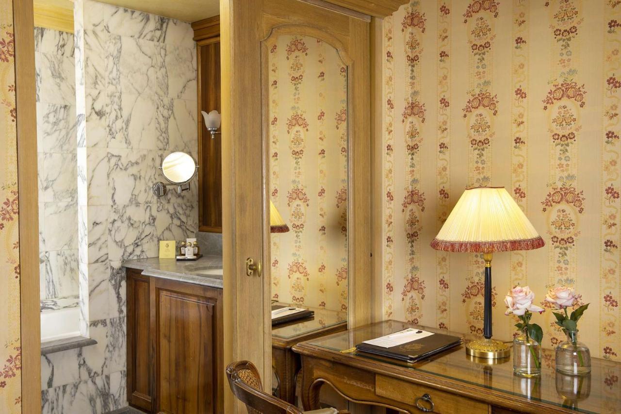Chambiges Elysées Hotel Paris