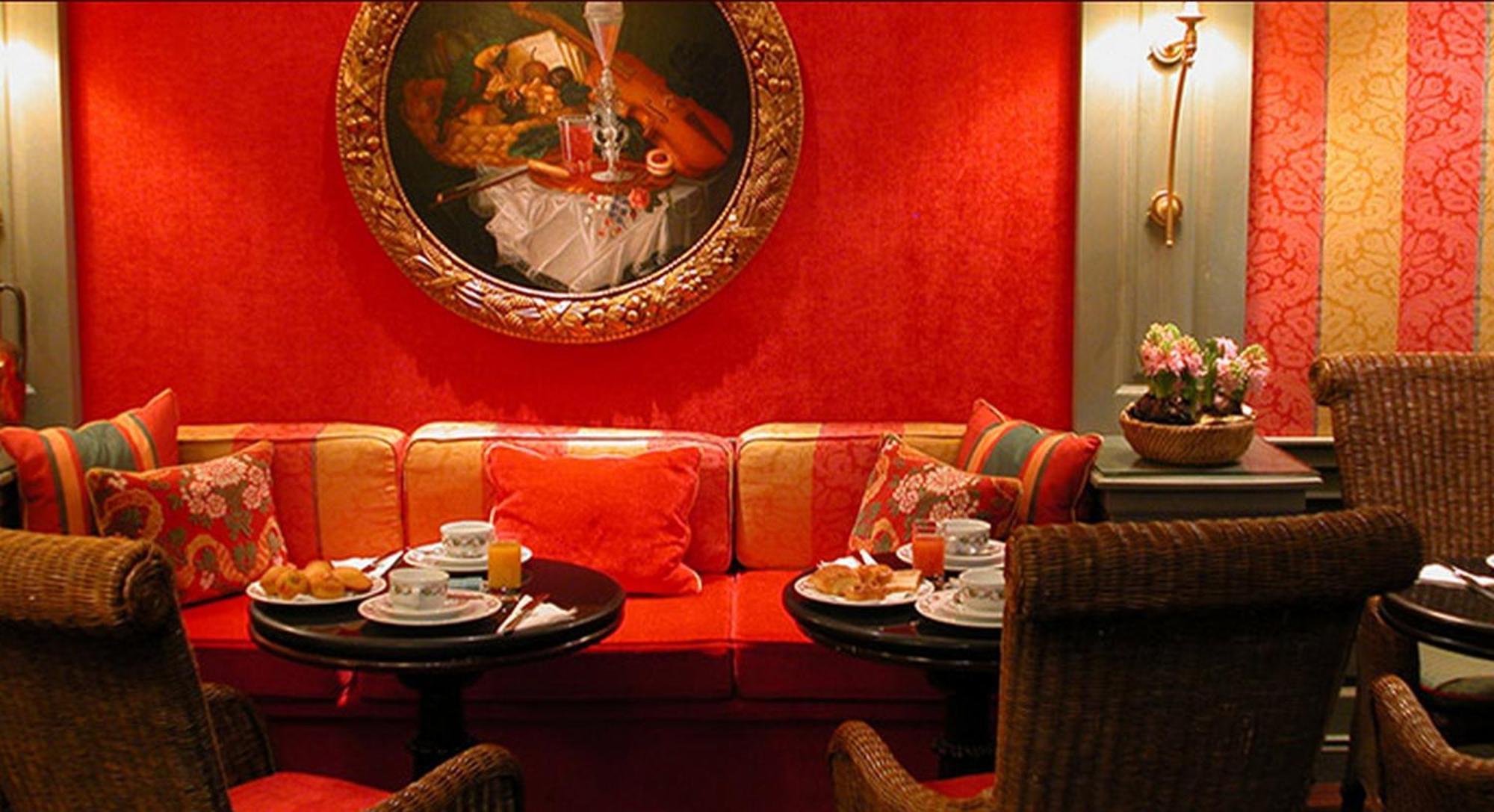 Hotel Chambiges Elysées 4*